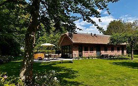 Landhuisje Ter Heide - Charming Cottage With Hottub